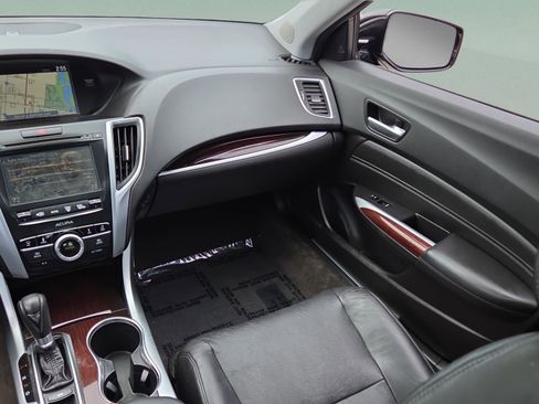 Used 2015 Acura TLX w/ Technology Package FWD image 14