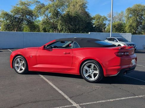 Used 2023 Chevrolet Camaro LT image 4