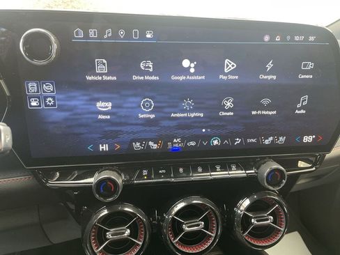 Used 2025 Chevrolet Blazer EV RS image 23