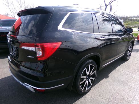 Used 2021 Honda Pilot Touring image 3