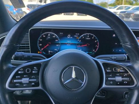 Used 2022 Mercedes-Benz GLS 450 4MATIC image 33