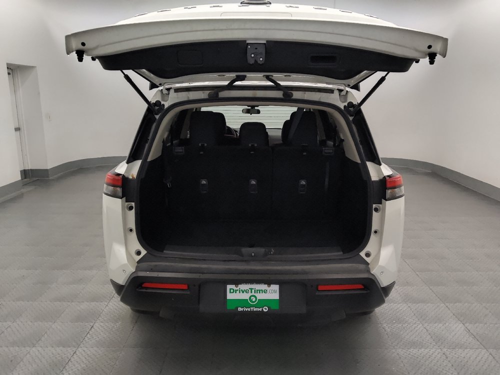 Used 2024 Nissan Pathfinder SV FWD image 29