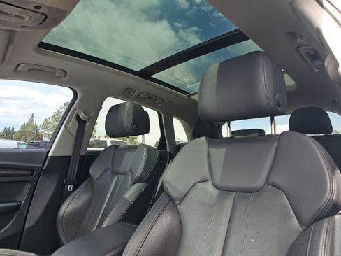 Used 2018 Audi Q5 2.0T Premium Plus w/ Premium Plus Package AWD/4WD image 6