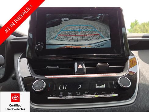 Certified 2025 Toyota Corolla LE FWD image 32