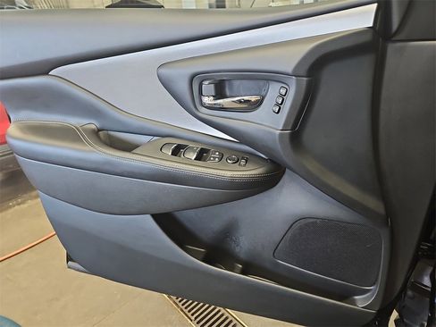 Used 2023 Nissan Murano SL image 26