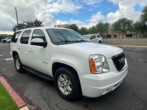 Used 2014 GMC Yukon SLT image 3