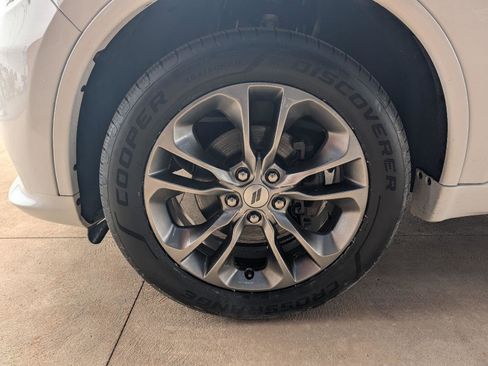 Used 2020 Dodge Durango GT image 9