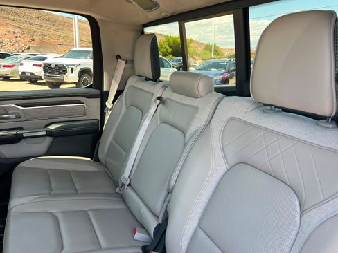 Used 2022 RAM 1500 Limited AWD/4WD image 21
