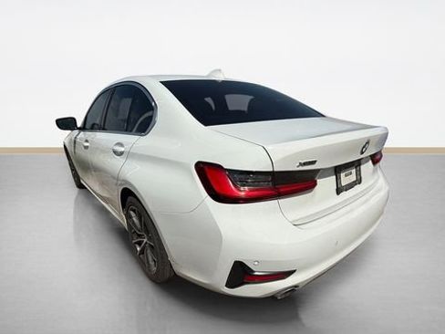Used 2020 BMW 330i xDrive Sedan w/ Premium Package AWD/4WD image 4