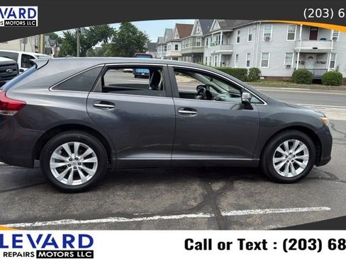 Used 2013 Toyota Venza XLE AWD/4WD image 8