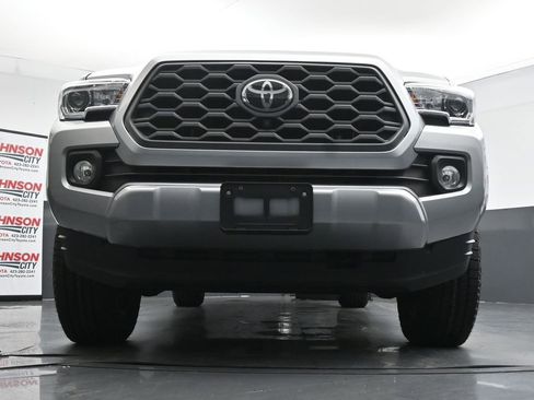 Used 2023 Toyota Tacoma TRD Sport w/ Advanced Technology Package AWD/4WD image 35
