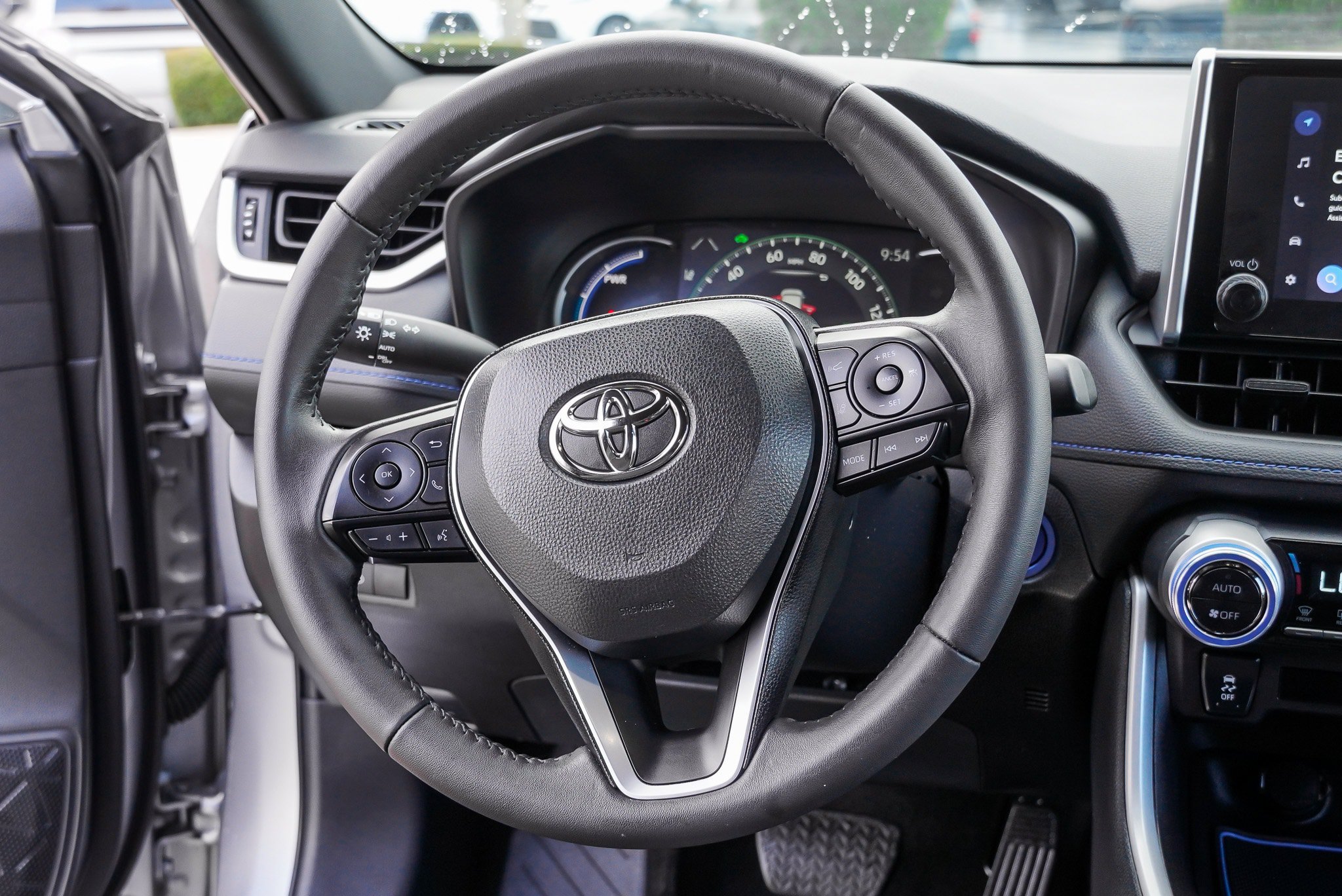 Certified 2024 Toyota RAV4 SE AWD/4WD image 31