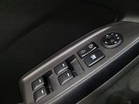 Used 2017 Kia Forte LX FWD image 27