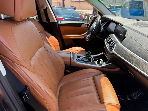 Used 2020 BMW X7 xDrive40i w/ Premium Package AWD/4WD image 19