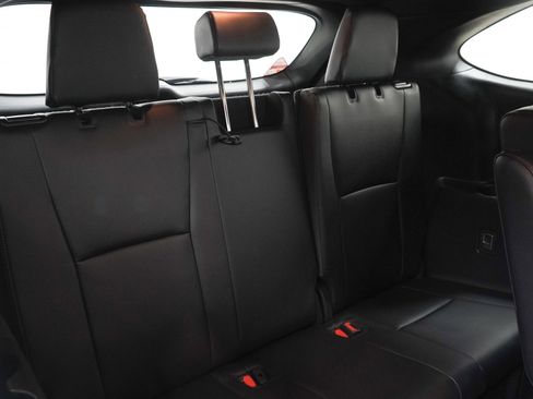 Used 2025 Toyota Highlander XSE image 13