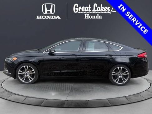 Used 2017 Ford Fusion Titanium FWD image 3