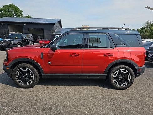 Used 2022 Ford Bronco Sport Outer Banks w/ Tech Package AWD/4WD image 6