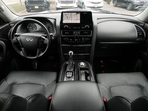 Used 2024 INFINITI QX80 Luxe image 10