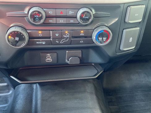 Used 2025 Ford F150 XL w/ Equipment Group 103A High AWD/4WD image 27