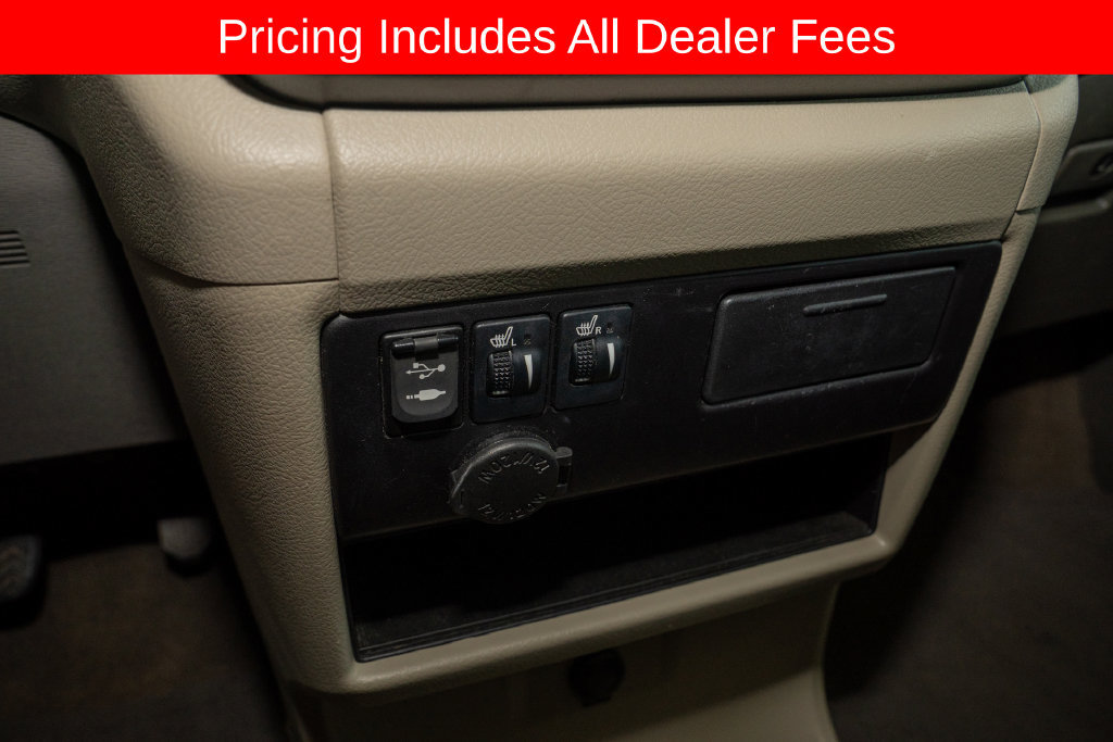 Used 2017 Toyota Sienna XLE FWD image 16