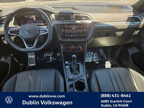 Used 2022 Volkswagen Tiguan SE R-Line AWD/4WD image 13