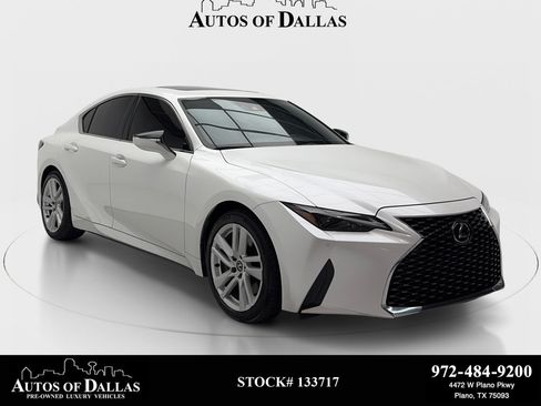 Used 2025 Lexus IS 300 w/ Comfort Package RWD image 1