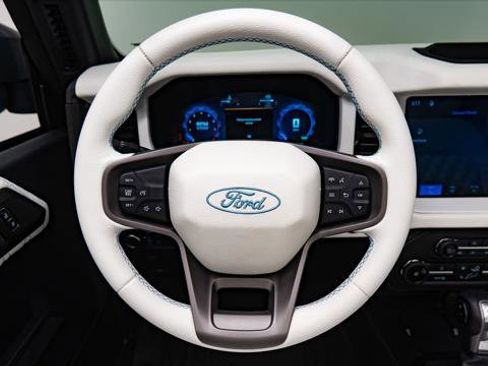 Used 2025 Ford Bronco Big Bend AWD/4WD image 43