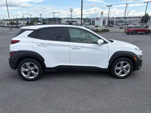 Used 2023 Hyundai Kona SEL AWD/4WD image 8