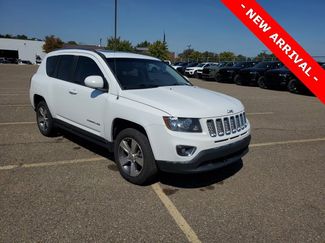 Used 2016 Jeep Compass High Altitude image 1