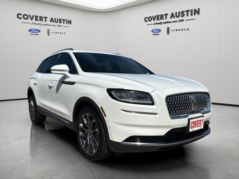Used 2023 Lincoln Nautilus Reserve w/ Equipment Group 201A AWD/4WD image 7