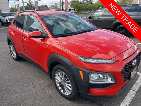Used 2019 Hyundai Kona SEL image 1