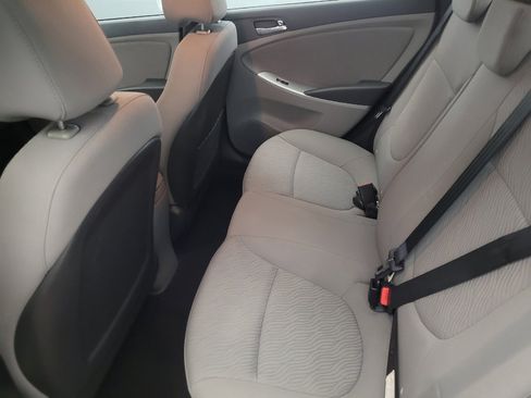 Used 2014 Hyundai Accent GLS w/ Option Group 2 image 18
