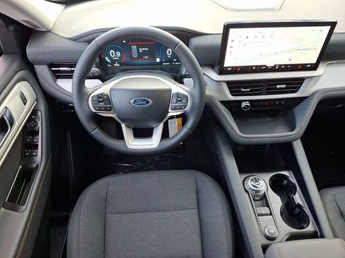 New 2026 Ford Explorer Active AWD/4WD image 7