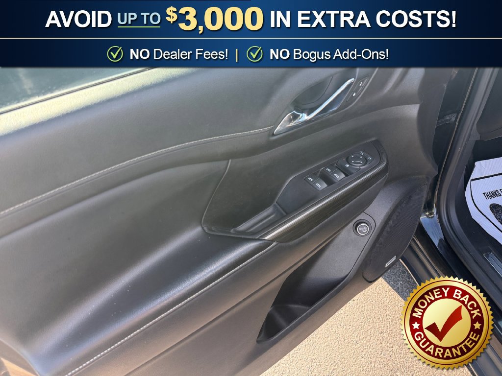 Used 2019 GMC Acadia SLT FWD image 16