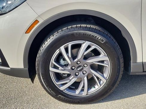 Certified 2023 Lincoln Corsair FWD image 8