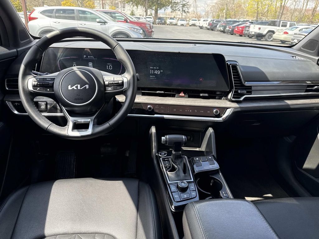 Used 2024 Kia Sportage X-Line AWD/4WD image 14