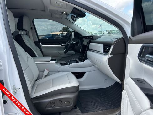 Used 2026 GMC Terrain Denali AWD/4WD image 36