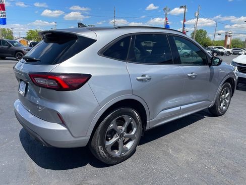 Used 2024 Ford Escape ST-Line AWD/4WD image 3