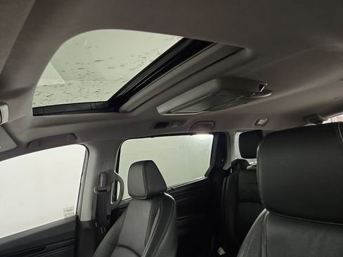 Used 2024 Honda Odyssey Touring image 31