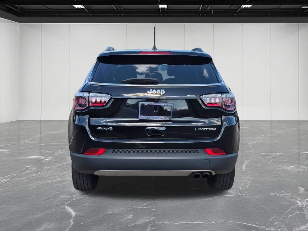 Used 2022 Jeep Compass Limited AWD/4WD image 4