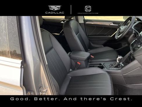 Used 2024 Volkswagen Tiguan SE FWD image 18