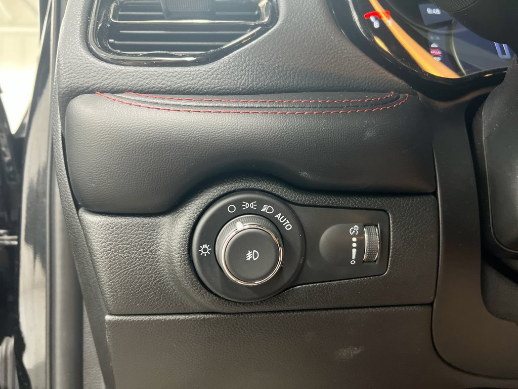 Used 2023 Dodge Durango GT AWD/4WD image 19