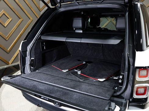 Used 2021 Land Rover Range Rover SV Autobiography Dynamic image 31