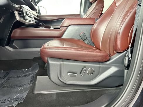 Used 2024 Ford Expedition Max Limited AWD/4WD image 21