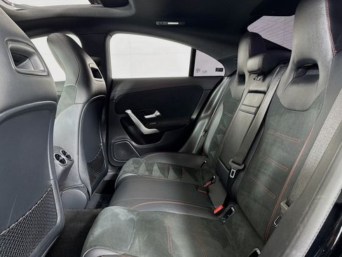 Used 2023 Mercedes-Benz CLA 250 4MATIC image 8
