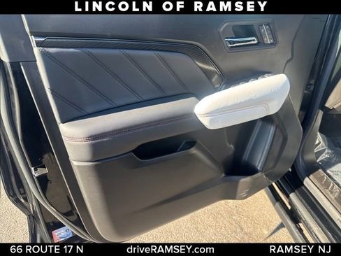 Used 2024 GMC Canyon AT4X image 12