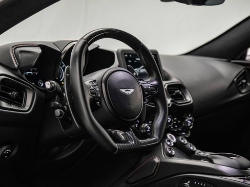 Used 2019 Aston Martin V8 Vantage Coupe RWD image 47