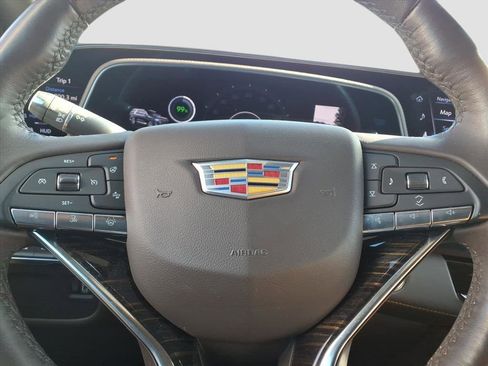Used 2023 Cadillac Escalade ESV Premium Luxury image 28