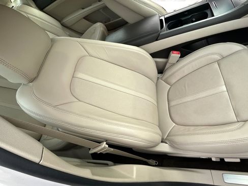 Used 2020 Lincoln MKZ Reserve w/ Elements Package AWD/4WD image 19