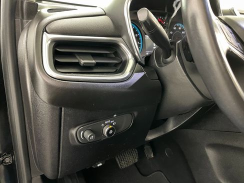 Certified 2018 Chevrolet Equinox LT image 24